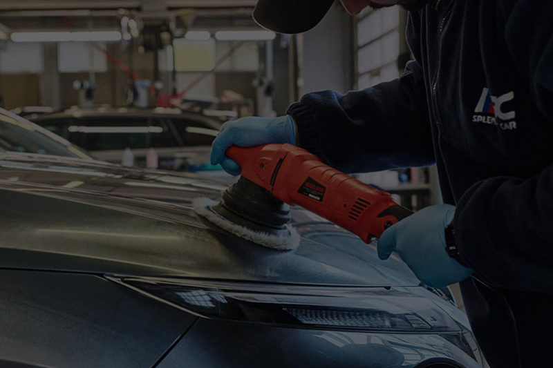 A deep and lasting polishing service, with excellent treatments for cars in Milan.